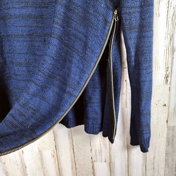 Emily Rose Asymmetrical Zipper Cowl Neck Sweater Blue Size Large - Picture 5 of 10